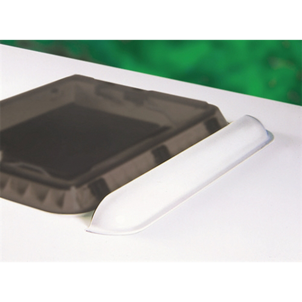 Spoiler. Längd: 1100 mm.